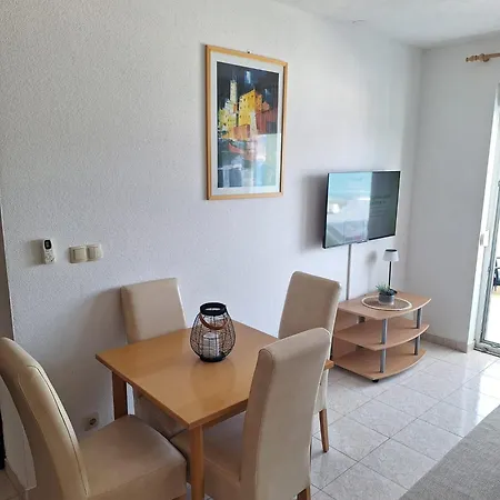 Fishers View Apartment